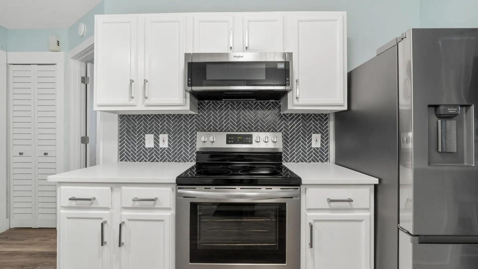 Red Neptune By Nautical Properties Panama City Beach Holiday home